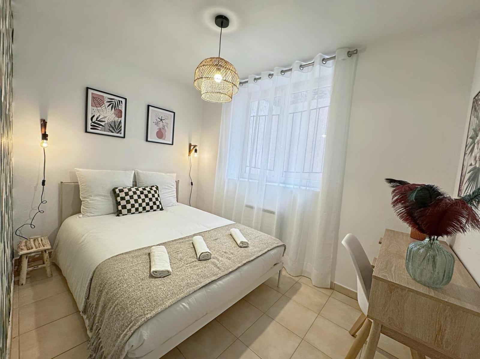 Suite Zelie Lyon Exterior foto